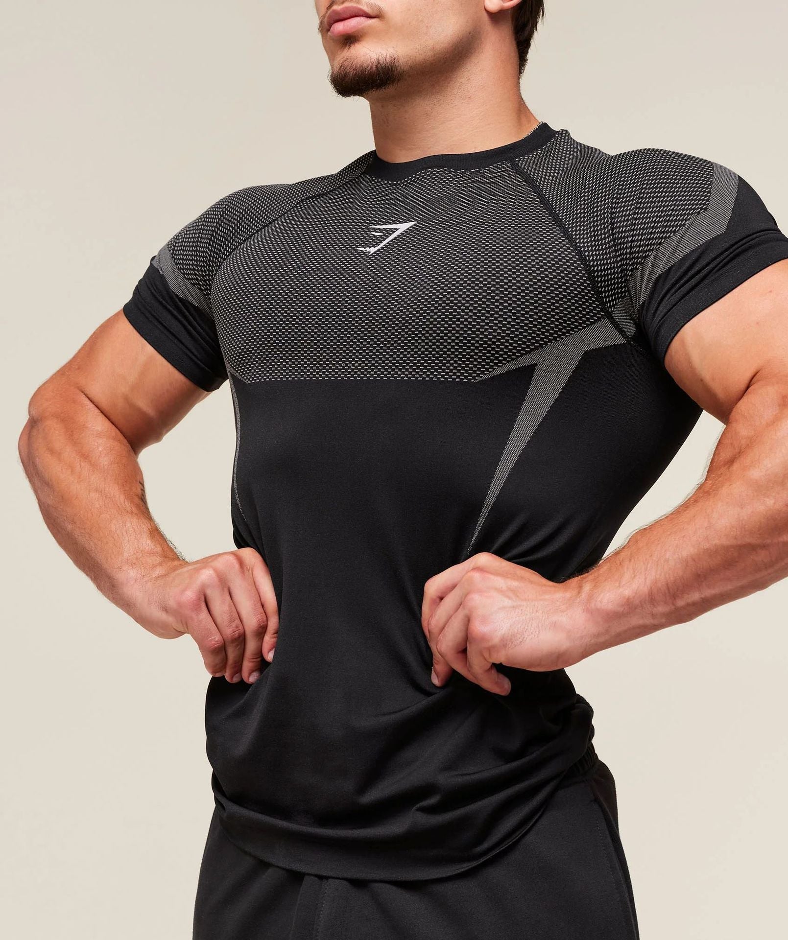 GYMSHARK/ONYX5 Short-Sleeve Compression Training Shirt